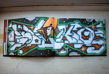 Aple76